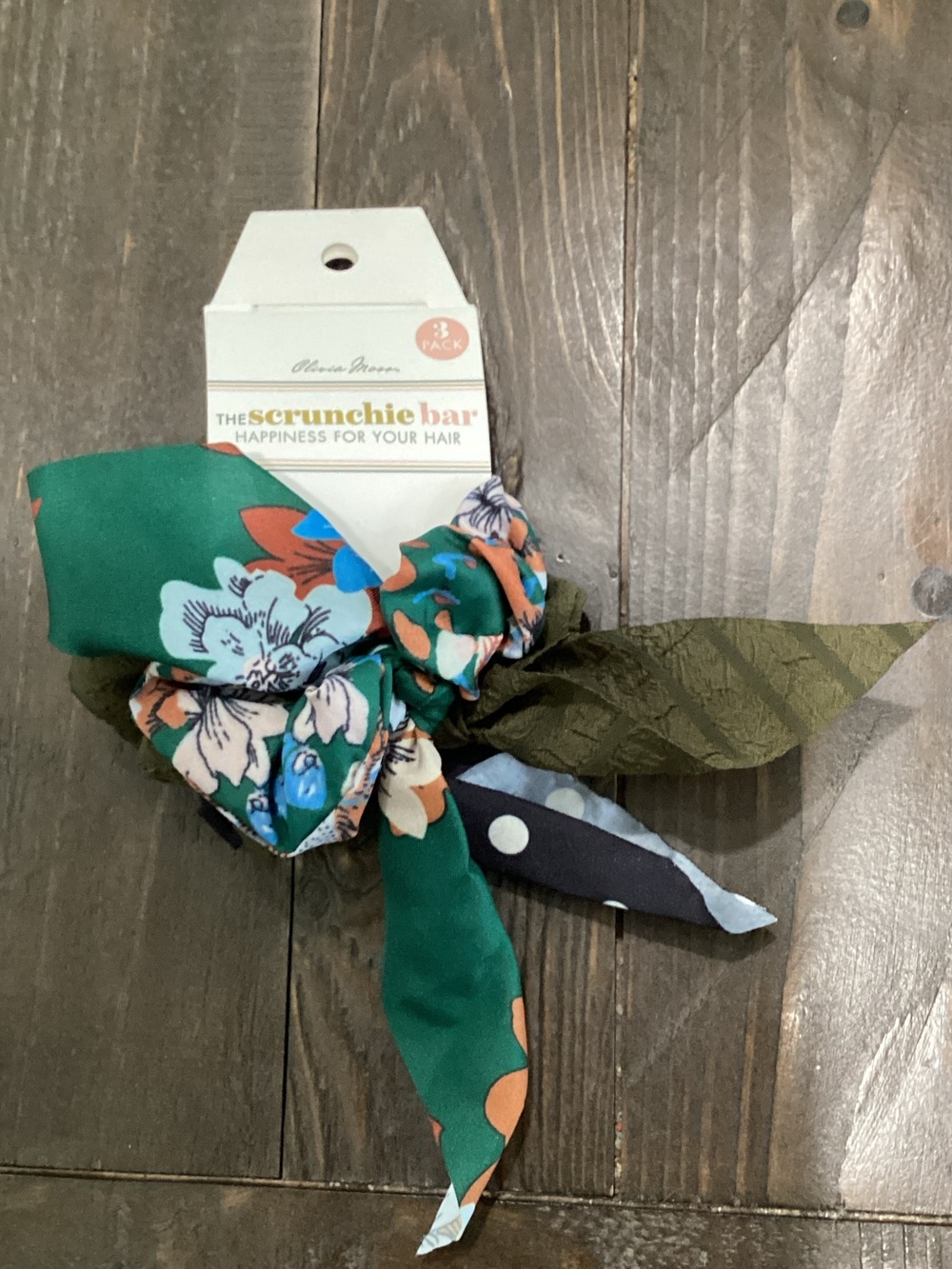 The Scrunchie Bar Green Floral Tie Scrunchie Set